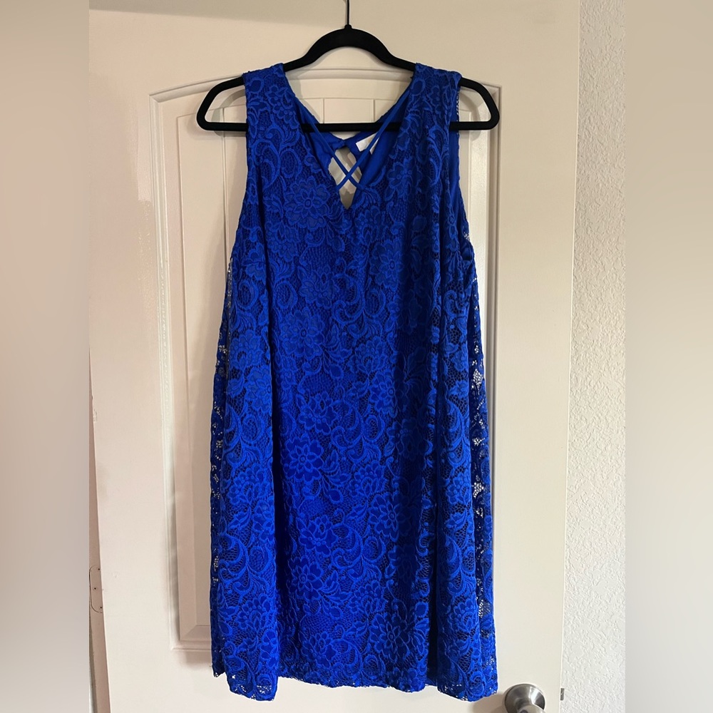 Charming Charlie Blue Floral Lace Sleeveless Shift Mini Dress